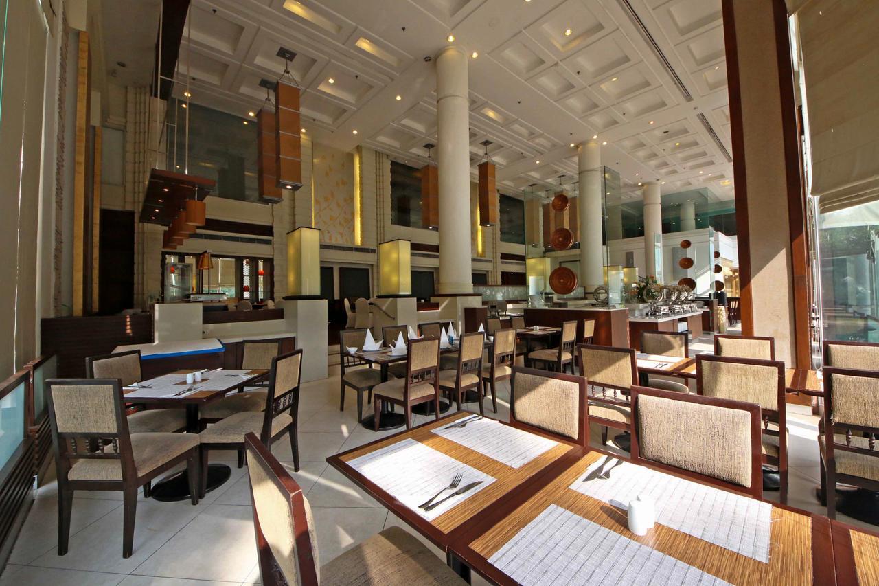 The Imperial Hotel & Convention Centre Korat Nakhonratchasima Zewnętrze zdjęcie
